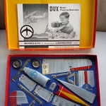 DUX AIRPLANE 104
